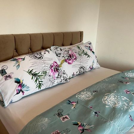 Park View Serviced Apartment - Next To Northolt Tube Station - Near Central London & Wembley Dış mekan fotoğraf