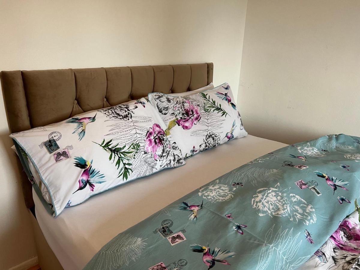 Park View Serviced Apartment - Next To Northolt Tube Station - Near Central London & Wembley Dış mekan fotoğraf